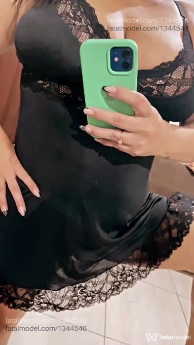 Acompanhante mulher morena (o) de olhos castanhos - Thaís Souza Acompanhante mulher morena (o) de olhos castanhos - Thaís Souza
