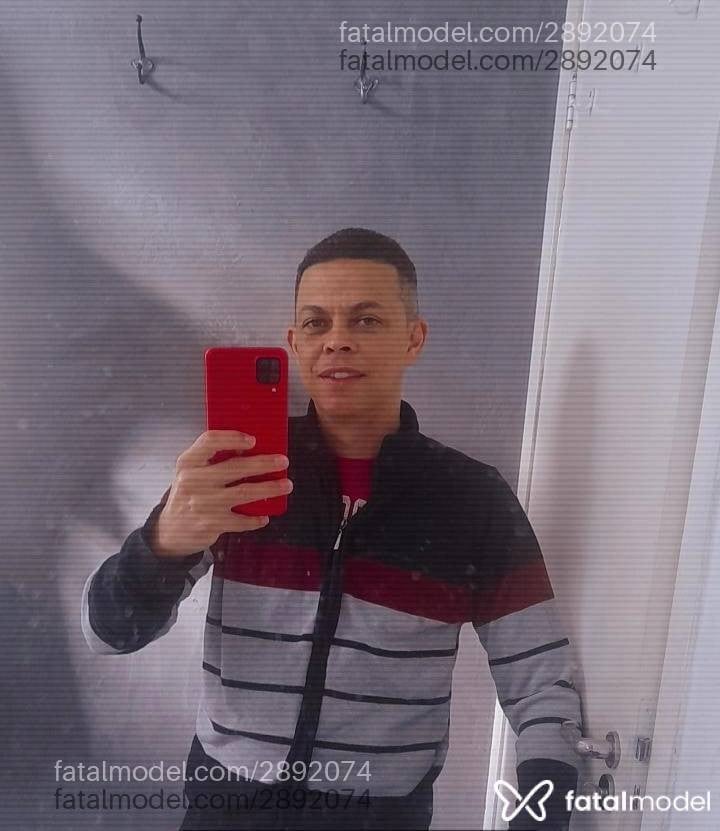 Acompanhante homem morena (o) de olhos mel em Uberlândia - Lucas