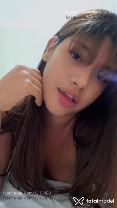 Acompanhante mulher com cabelo castanho de olhos castanhos em Feira de Santana - Cris Barcelos