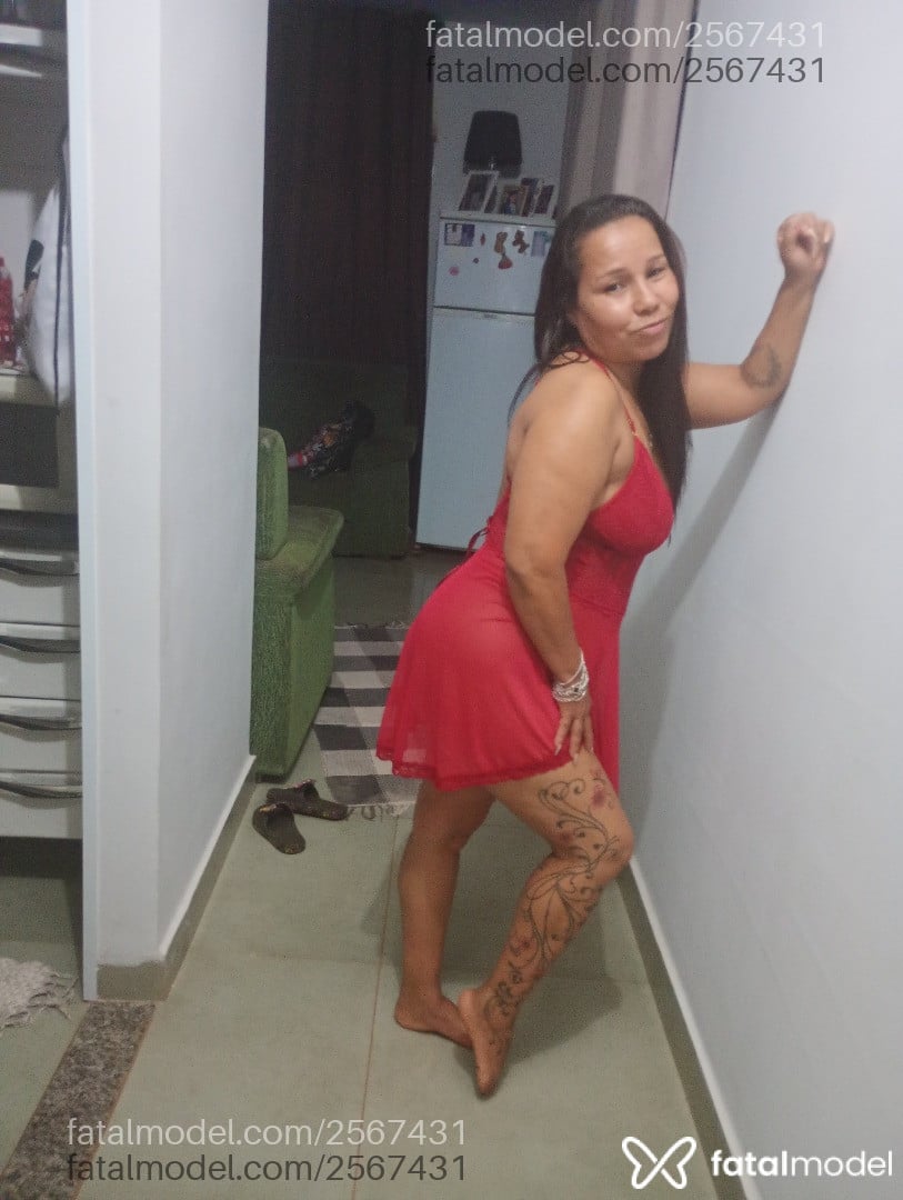 Acompanhante mulher morena (o) de olhos castanhos - Solzinha