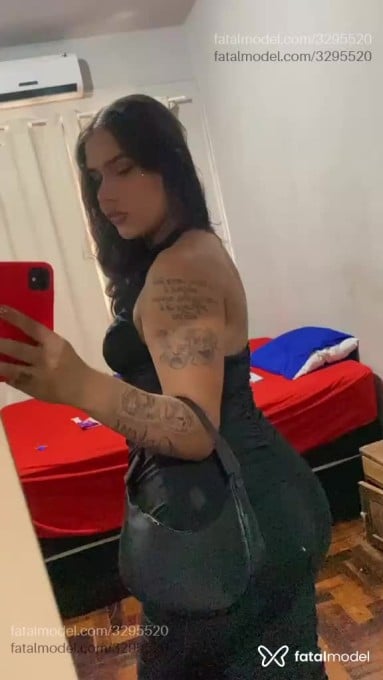 Acompanhante mulher morena (o) de olhos verdes em Lajeado - Ingrid