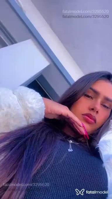 Acompanhante mulher morena (o) de olhos verdes em Lajeado - Ingrid