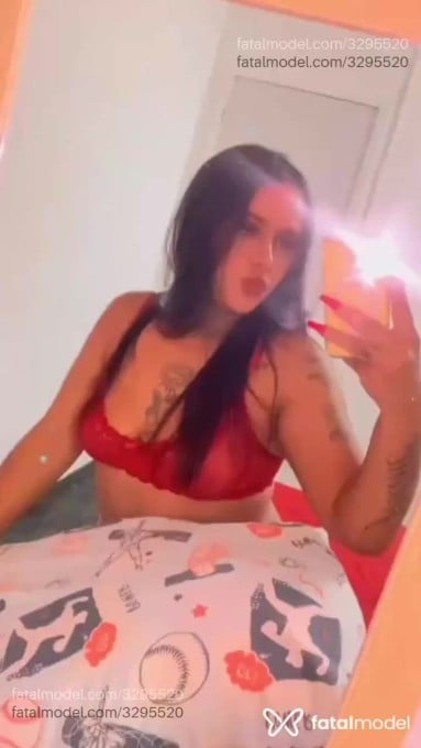 Acompanhante mulher morena (o) de olhos verdes em Lajeado - Ingrid