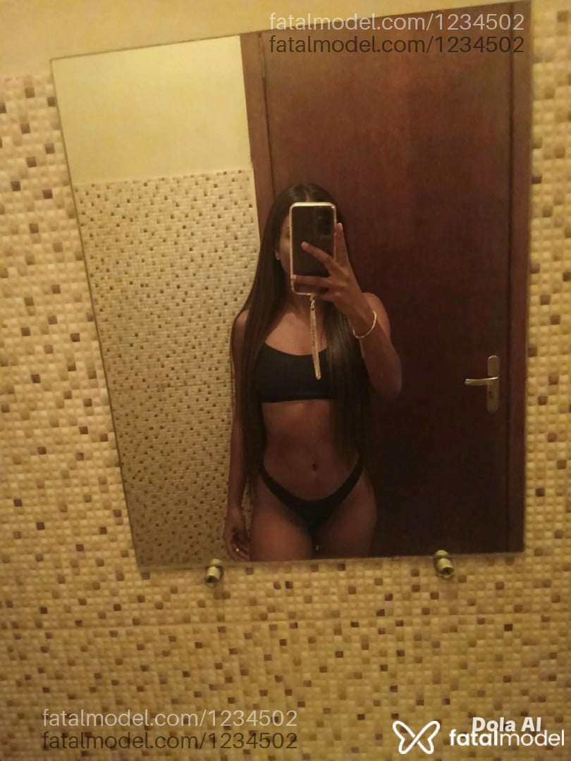 Acompanhante mulher com cabelo castanho de olhos castanhos em Itaguaí - Agatha Sophia