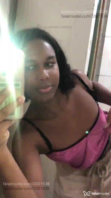 Acompanhante mulher trans morena (o) de olhos castanhos em São Paulo - Victoria Lemos