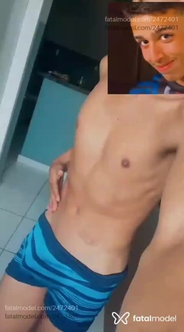 Acompanhante homem morena (o) de olhos castanhos em Porto Velho - Vitin