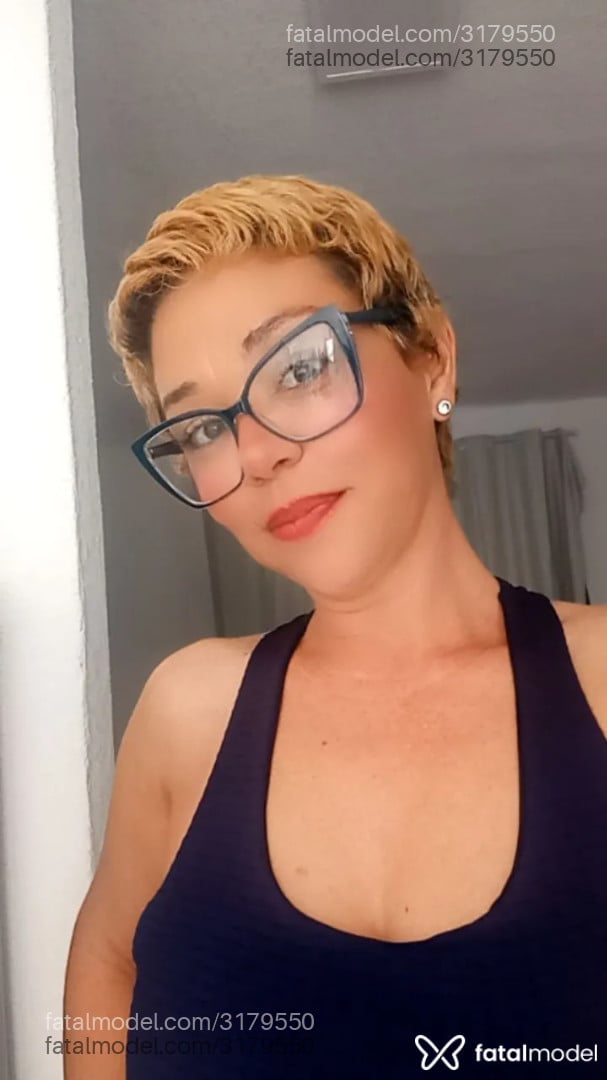 Acompanhante mulher loira (o) de olhos castanhos em Canoas - Kelly