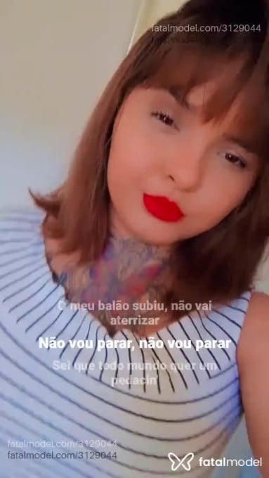 Acompanhante mulher loira (o) de olhos castanhos em Rondonópolis - Pamera