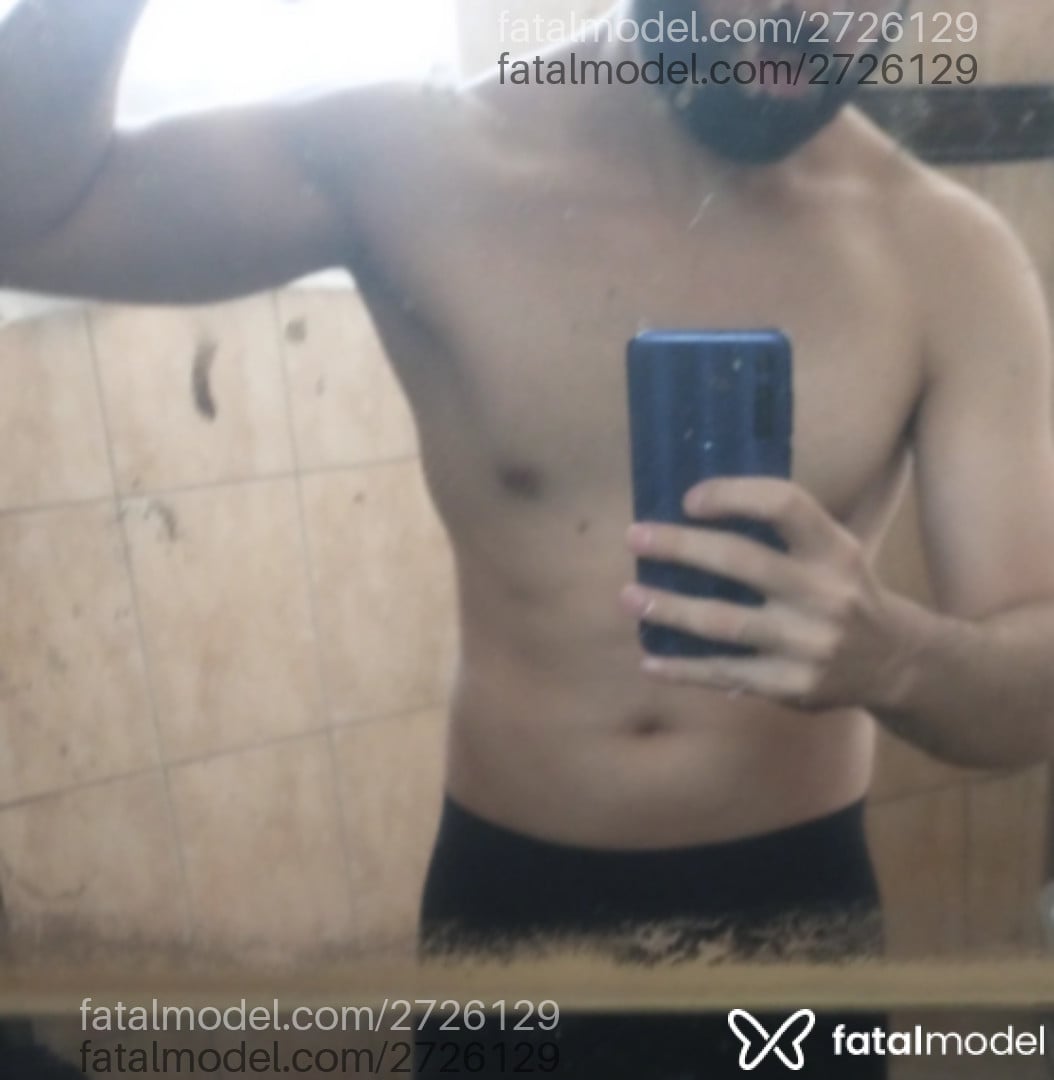 Acompanhante homem com cabelo grisalho de olhos mel em Juiz de Fora - Ralph Don