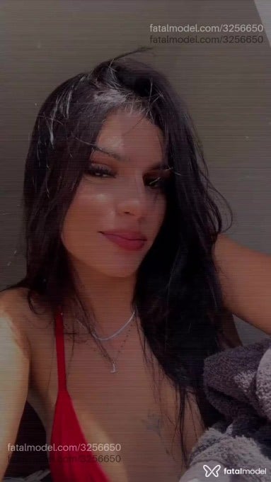Acompanhante mulher morena (o) de olhos castanhos em Virtual - Lara Barreto