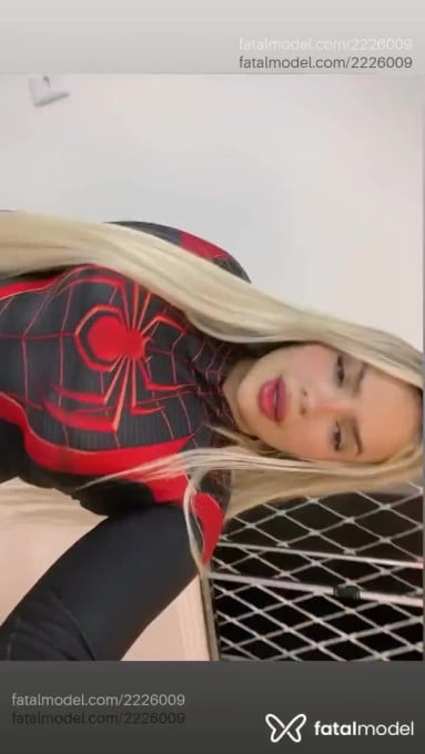 Acompanhante mulher loira (o) de olhos castanhos em Belo Horizonte - Anny Silva