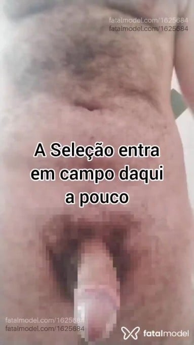 Acompanhante homem sem cabelo de olhos castanhos em Virtual - João Roberto
