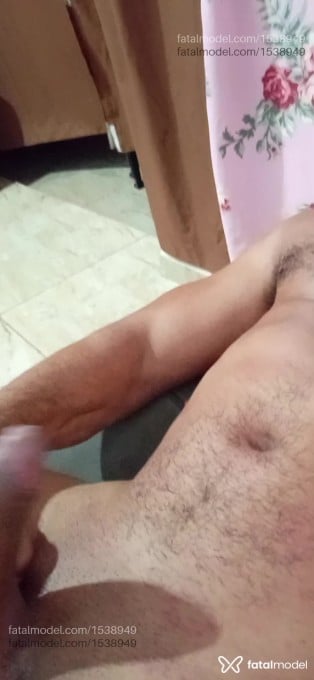 Acompanhante homem com cabelo castanho de olhos castanhos em Belém - Sander Braga