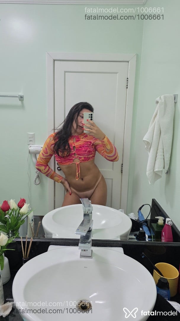 Acompanhante travesti com cabelo castanho de olhos castanhos em Itajaí - Bruna silva