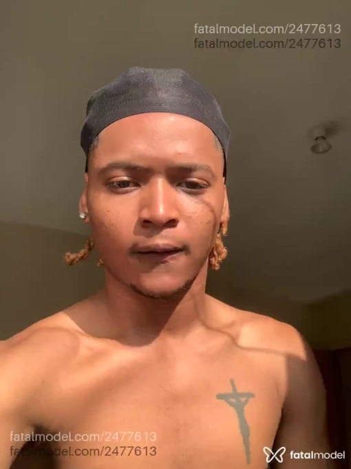 Acompanhante homem com cabelo castanho de olhos castanhos em Campinas - Rafael