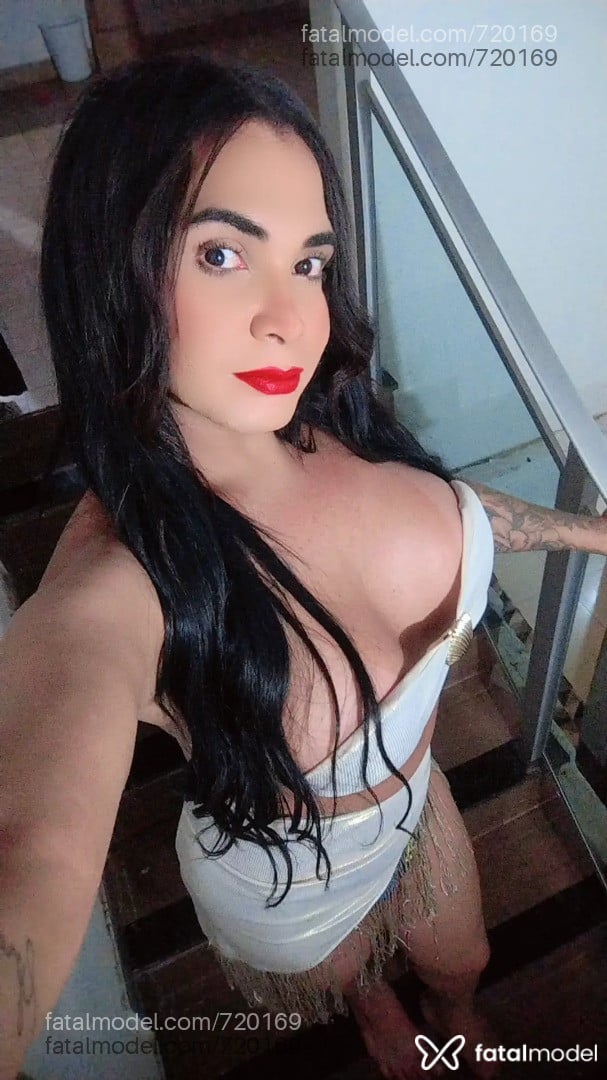 Acompanhante mulher trans morena (o) de olhos castanhos em Uberlândia - Geovanna Toledo