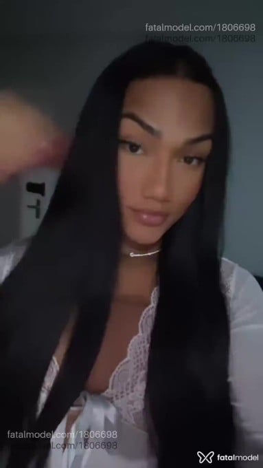 Acompanhante mulher trans morena (o) de olhos pretos em Feira de Santana - Jade Gomes