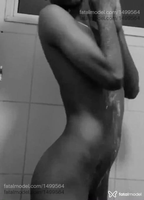 Acompanhante homem morena (o) de olhos pretos - Gustavo Acompanhante homem morena (o) de olhos pretos - Gustavo