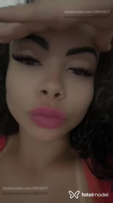 Acompanhante mulher morena (o) de olhos mel em Itapetininga Acompanhante mulher morena (o) de olhos mel em Itapetininga - Luana Cachiinhos