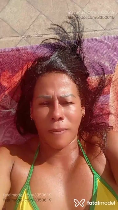 Acompanhante mulher morena (o) de olhos castanhos em Virtual - Lulup