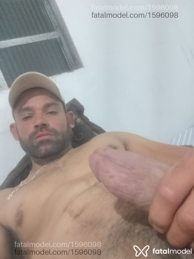 Acompanhante homem com cabelo castanho de olhos pretos em São Paulo - Marreta