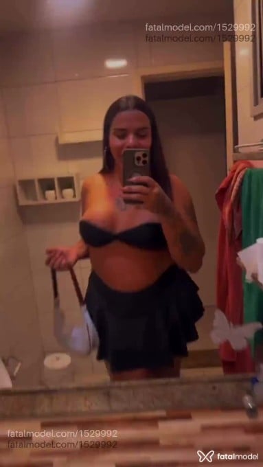 Acompanhante mulher trans morena (o) de olhos verdes em Vitória - Francine