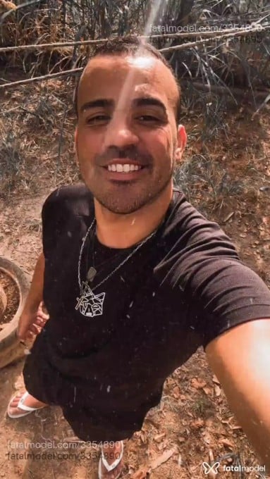 Acompanhante homem morena (o) de olhos pretos em Vila Velha - Guilherme