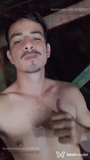 Acompanhante homem morena (o) de olhos mel em Sinop - Rafael