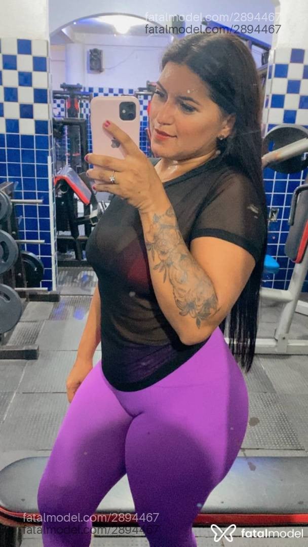 Acompanhante mulher morena (o) de olhos pretos - Radasha Natasha