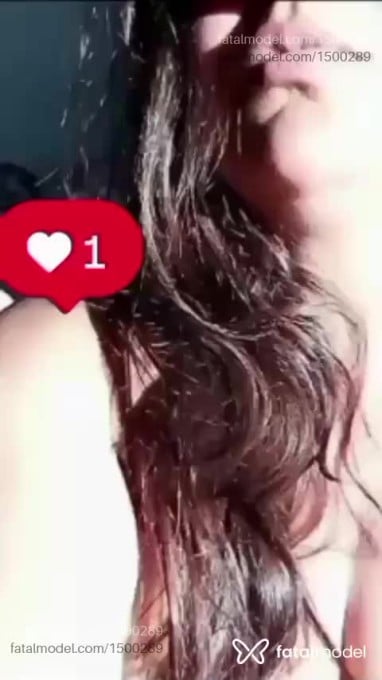 Acompanhante mulher com cabelo castanho de olhos castanhos em Pontal do Paraná - Fabby Porto