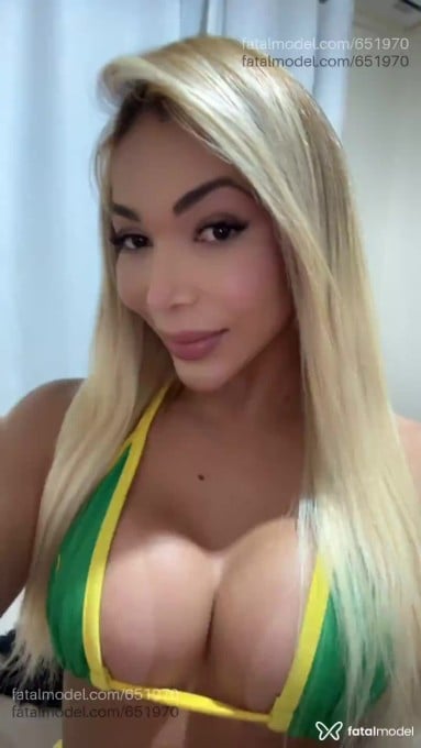 Acompanhante travesti loira (o) de olhos castanhos em Juazeiro do Norte Acompanhante travesti loira (o) de olhos castanhos em Juazeiro do Norte - THAMARA