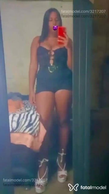 Acompanhante mulher morena (o) de olhos pretos em Vitória da Conquista - Dricka