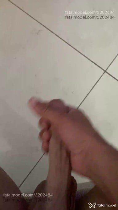 Acompanhante homem morena (o) de olhos castanhos em Rio de Janeiro - Paulioca