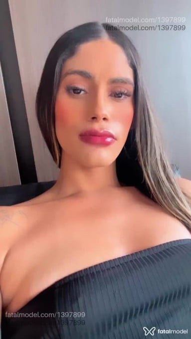 Acompanhante mulher trans loira (o) de olhos castanhos em Mariana - Loyrinha