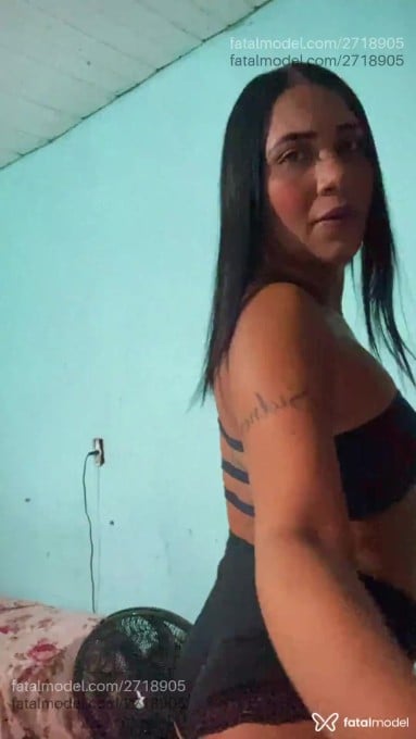 Acompanhante mulher morena (o) de olhos pretos em Vitória - Morena