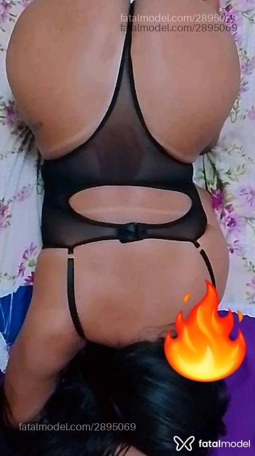 Acompanhante mulher com cabelo castanho de olhos castanhos - Karla Silva