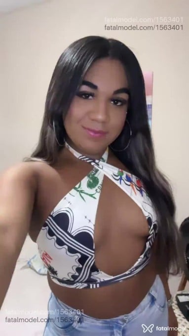 Acompanhante mulher trans loira (o) de olhos castanhos em Campos dos Goytacazes - Manuella Santos