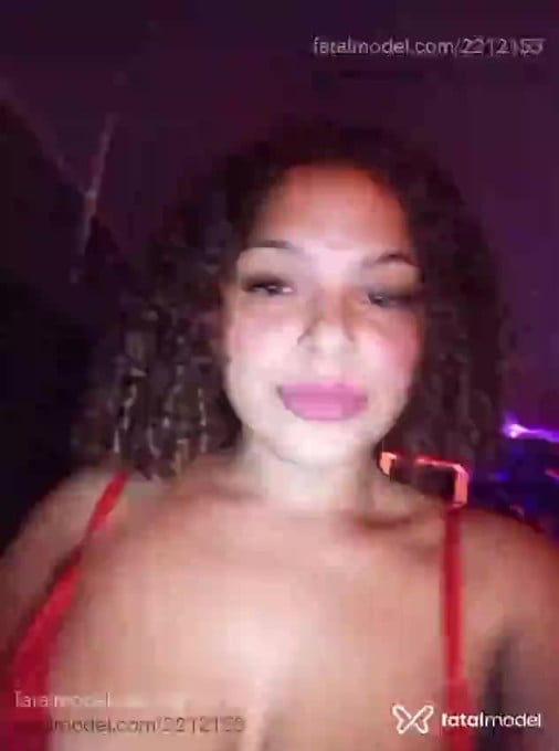 Acompanhante mulher morena (o) de olhos castanhos em Forquilhinha Acompanhante mulher morena (o) de olhos castanhos em Forquilhinha - Leticia