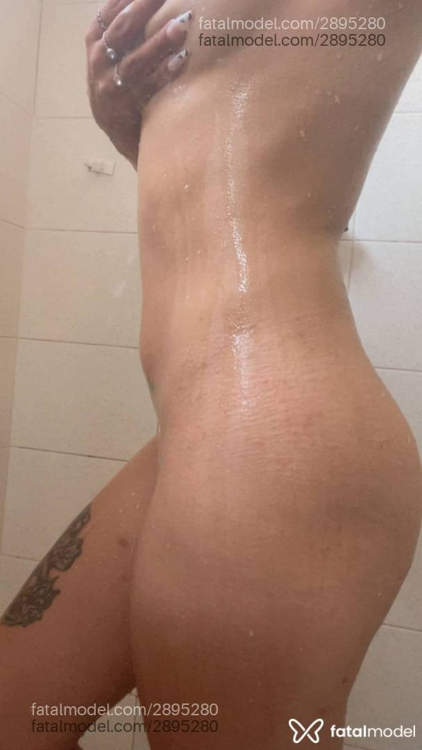 Acompanhante mulher morena (o) de olhos castanhos em Capão da Canoa Acompanhante mulher morena (o) de olhos castanhos em Capão da Canoa - Thalita Medeiros
