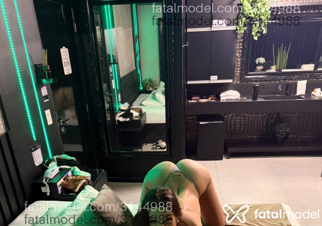 Acompanhante mulher morena (o) de olhos castanhos em São Paulo - Sofie Mendes