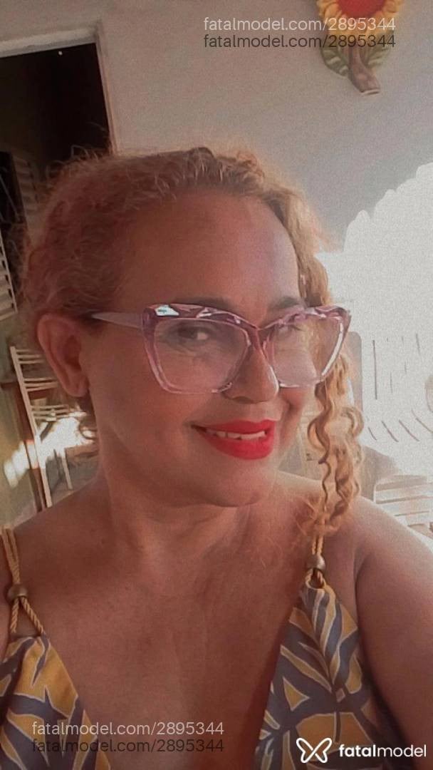 Acompanhante mulher ruiva (o) de olhos castanhos - Kamylla