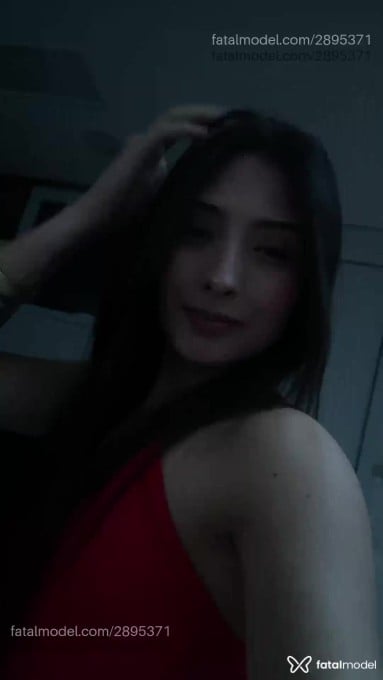 Acompanhante mulher com cabelo castanho de olhos castanhos em São Paulo - Luana Lua