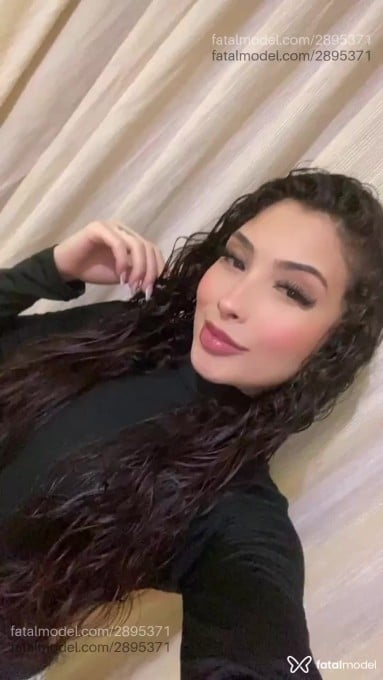 Acompanhante mulher com cabelo castanho de olhos castanhos em São Paulo - Luana Lua