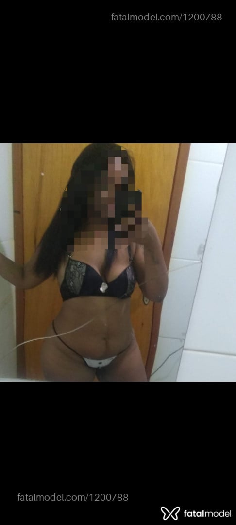 Acompanhante mulher com cabelo castanho de olhos castanhos em Pirapora Acompanhante mulher com cabelo castanho de olhos castanhos em Pirapora - Luísa