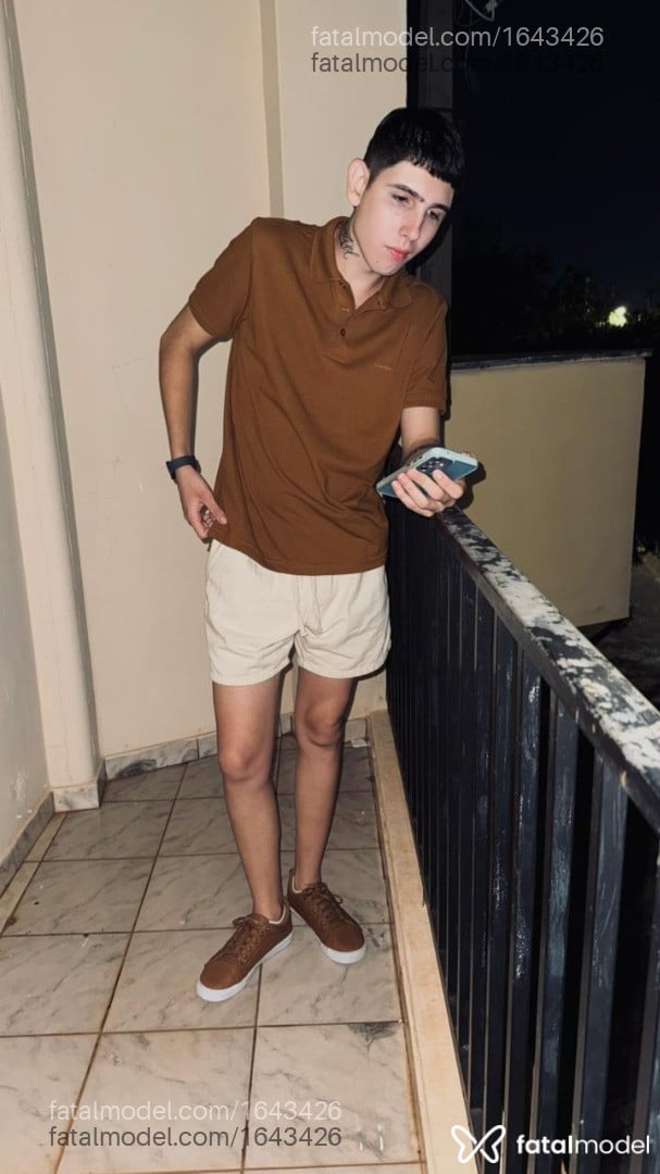 Acompanhante homem com cabelo castanho de olhos castanhos em Ribeirão Preto - Gabriel Montanha