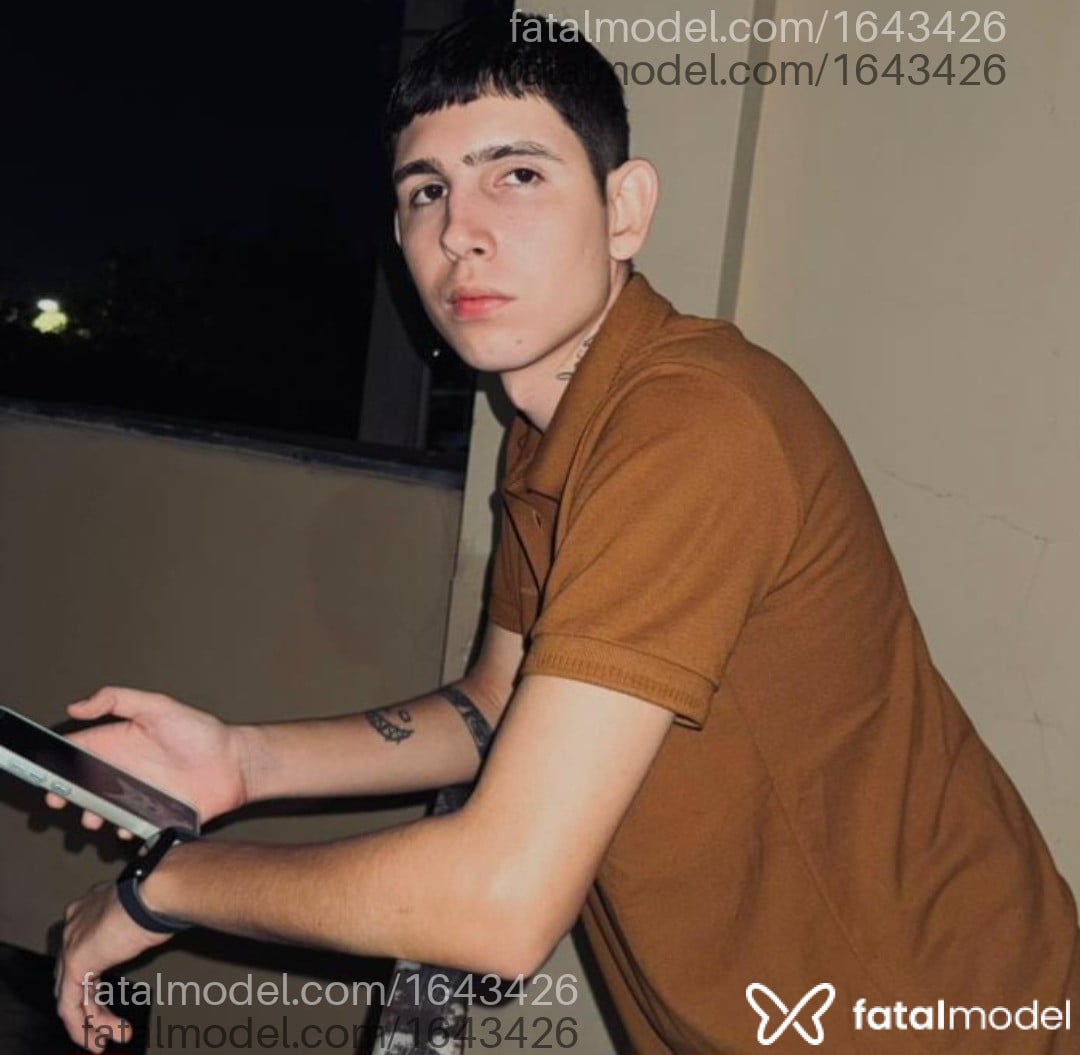 Acompanhante homem com cabelo castanho de olhos castanhos em Ribeirão Preto - Gabriel Montanha