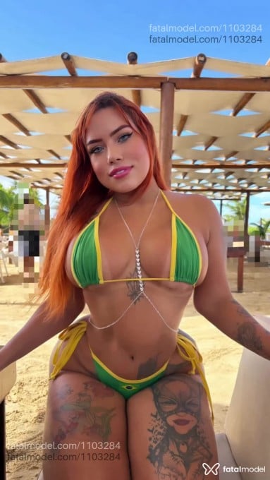 Acompanhante mulher ruiva (o) de olhos castanhos em Aracaju - Isa Manauara