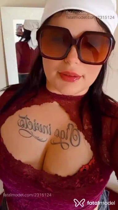 Acompanhante mulher com cabelo castanho de olhos castanhos em Santa Vitória do Palmar Acompanhante mulher com cabelo castanho de olhos castanhos em Santa Vitória do Palmar - Yasmin