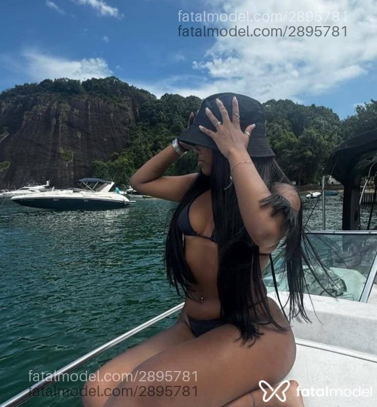 Acompanhante mulher com cabelo castanho de olhos castanhos - Sheylla
