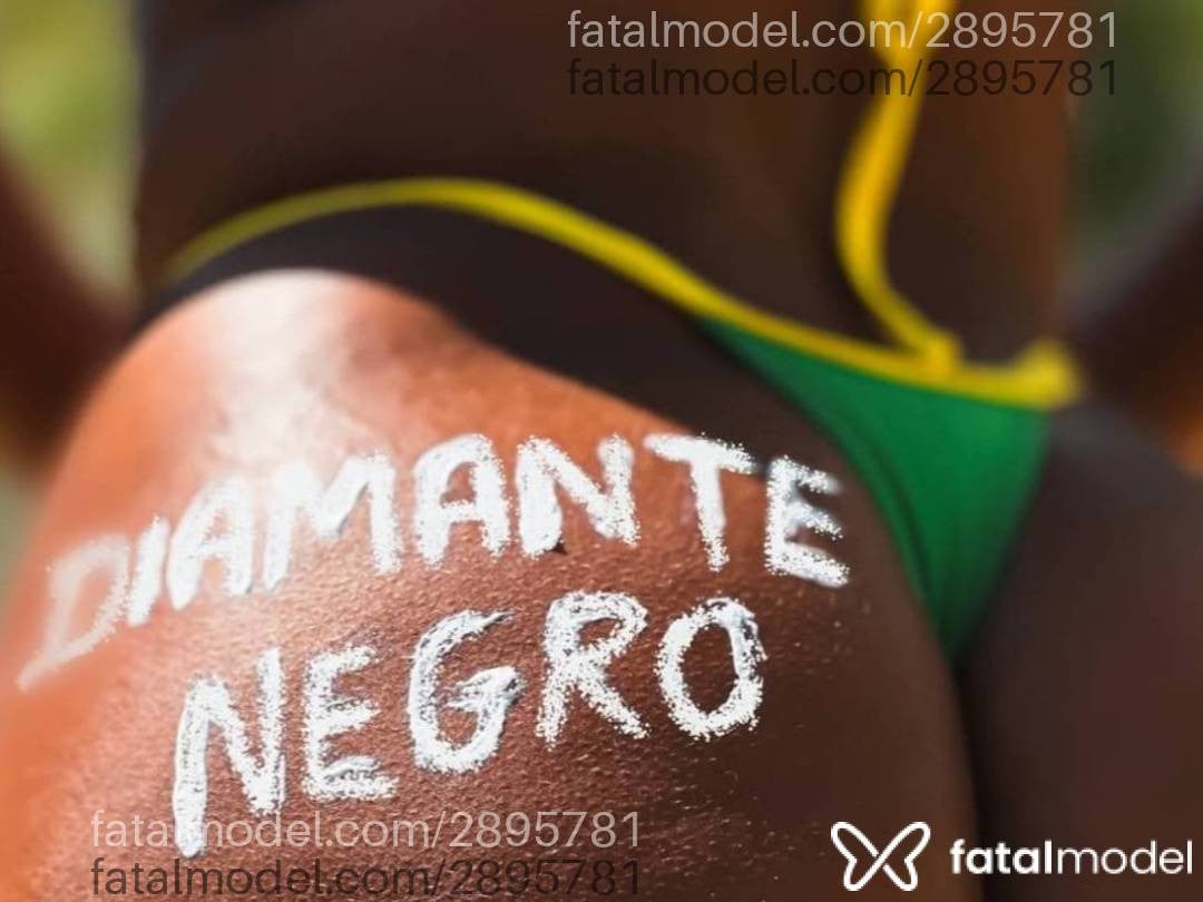 Acompanhante mulher com cabelo castanho de olhos castanhos - Sheylla